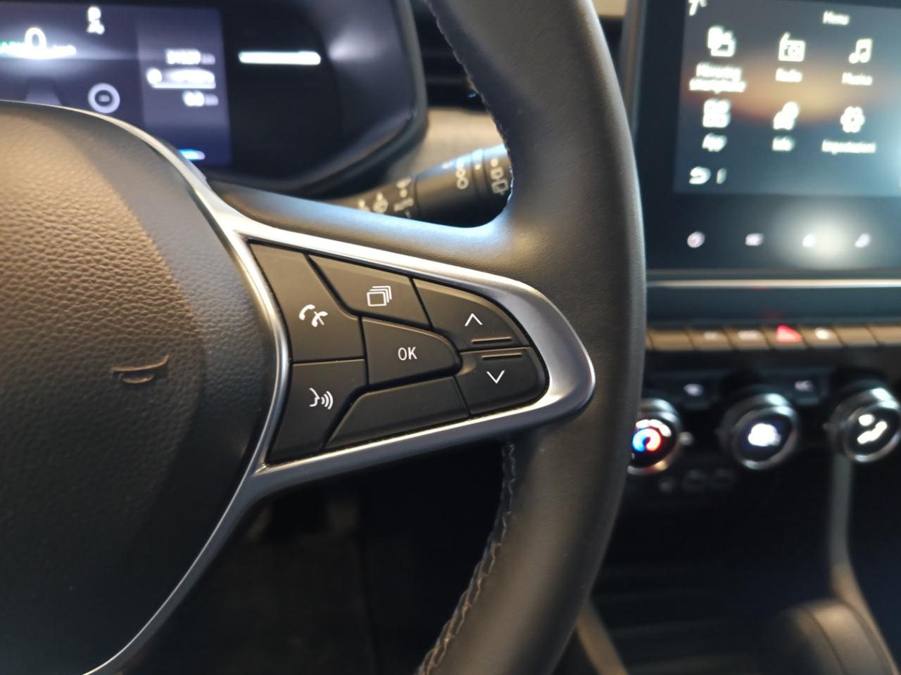 RENAULT Clio Full Hybrid Automatica 145 CV Evolution - 18