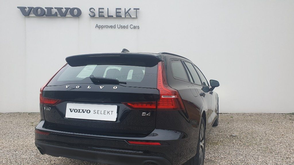 VOLVO V60 B4 (d) Geartronic Momentum Business - Foto 3