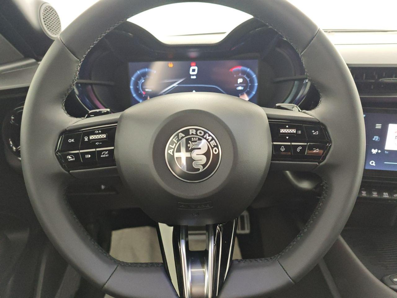 ALFA ROMEO Junior 1.2 145 CV Hybrid eDCT6 Speciale - 5