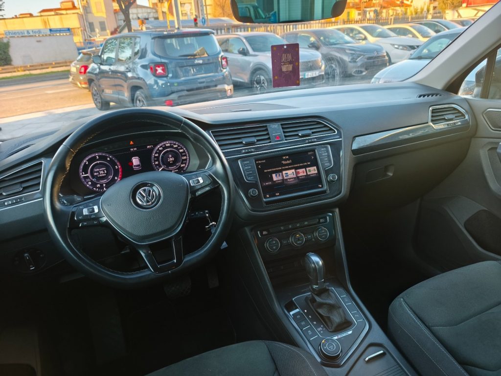VOLKSWAGEN Tiguan 2.0 TDI 150CV 4MOTION DSG Sport & Style BMT - 9