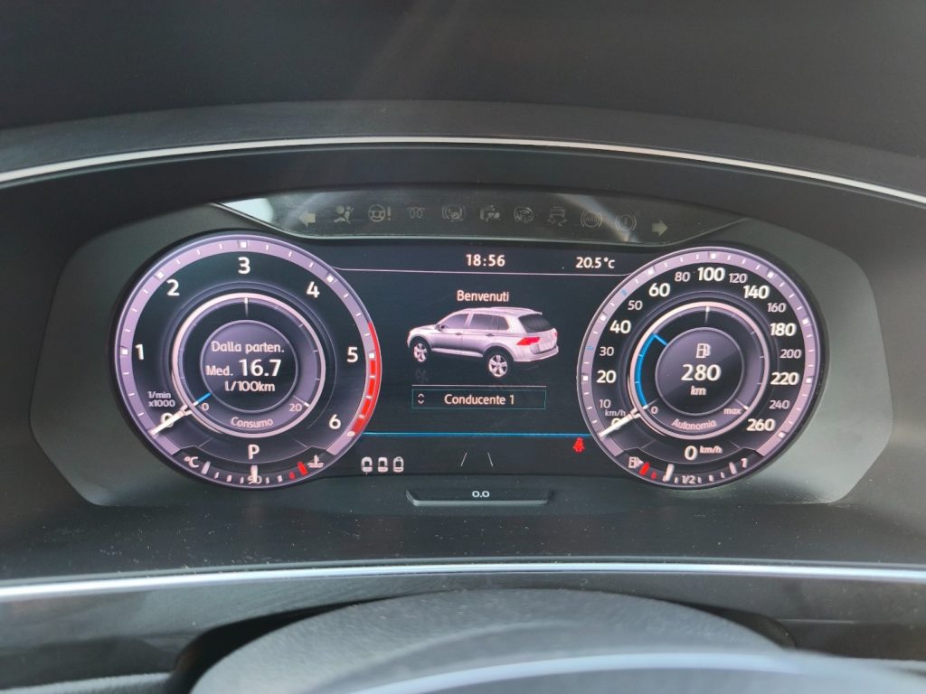 VOLKSWAGEN Tiguan 2.0 TDI 150CV 4MOTION DSG Sport & Style BMT - 10