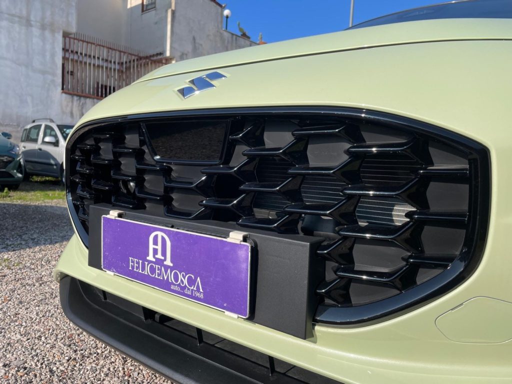 SUZUKI Swift 1.2 Hybrid Top - 4