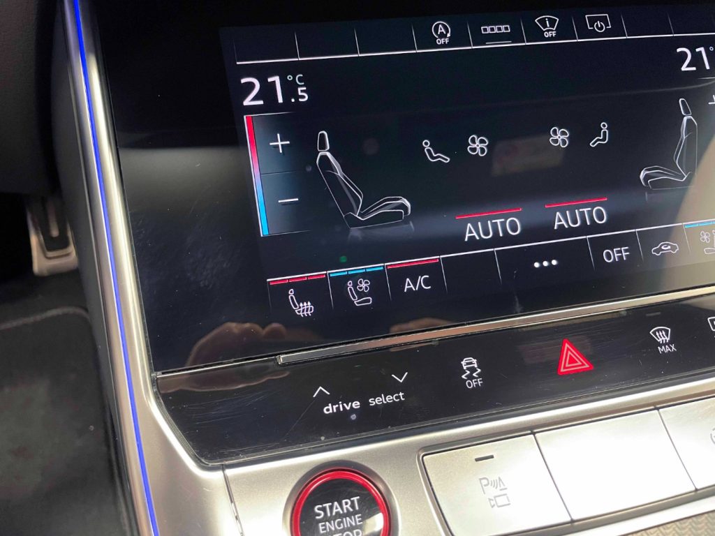 AUDI RS6 AVANT 4.0 TFSI V8 QUATTRO TIPTRONIC - 43