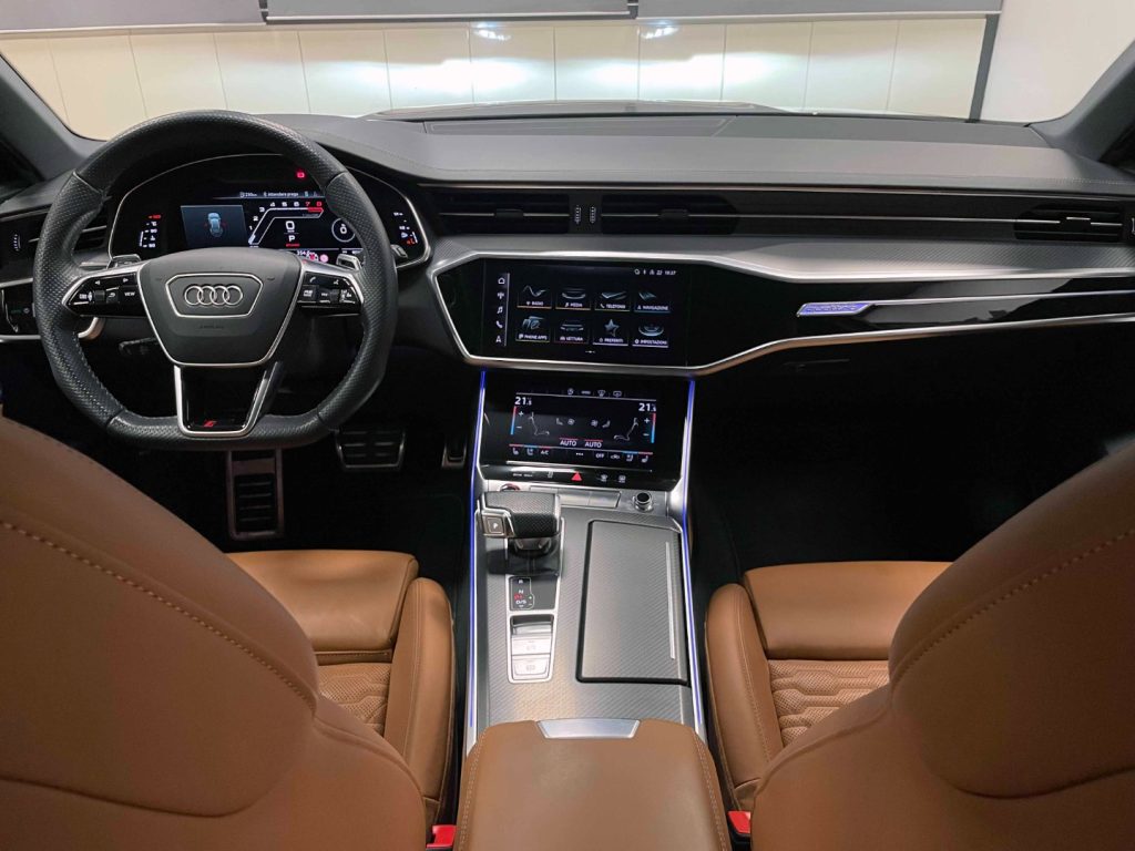 AUDI RS6 AVANT 4.0 TFSI V8 QUATTRO TIPTRONIC - 54