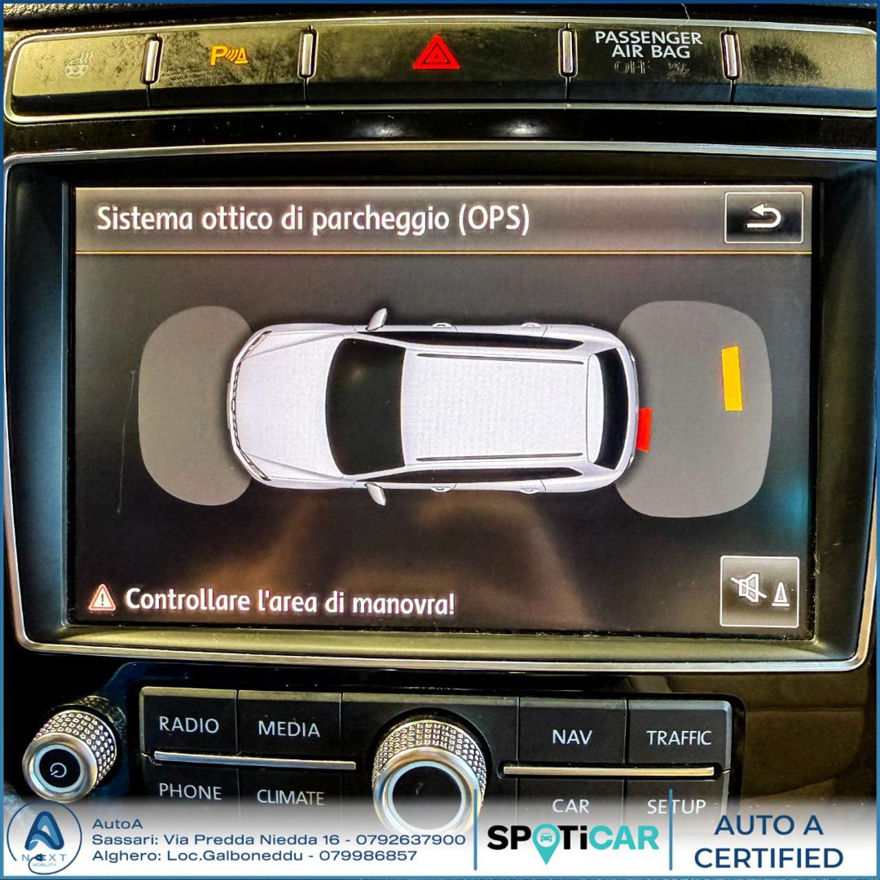 VOLKSWAGEN Touareg 3.0 TDI 204 CV tiptronic BlueMotion Techn. Executi - 23