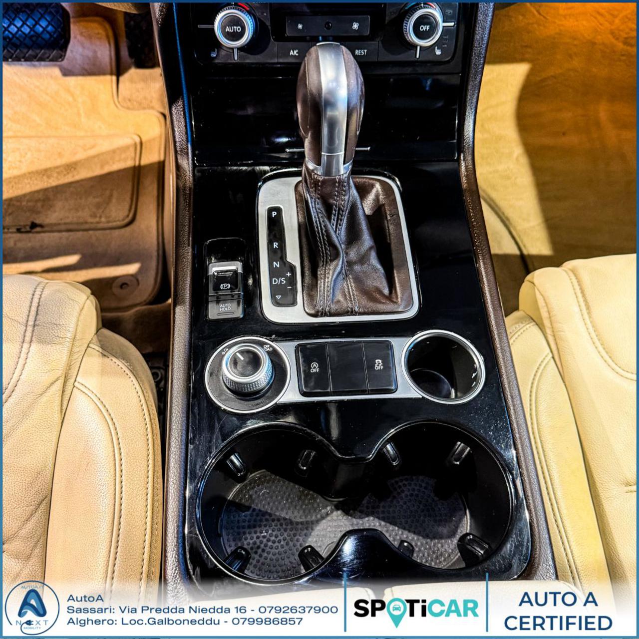 VOLKSWAGEN Touareg 3.0 TDI 204 CV tiptronic BlueMotion Techn. Executi - 25