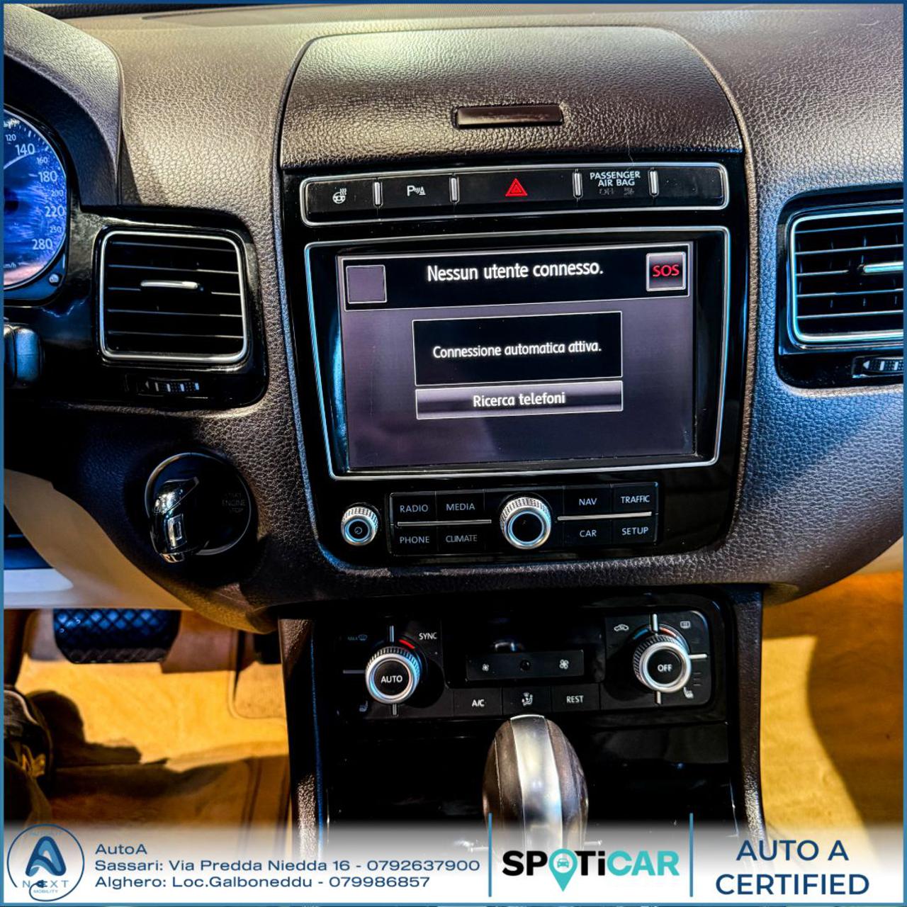 VOLKSWAGEN Touareg 3.0 TDI 204 CV tiptronic BlueMotion Techn. Executi - 27