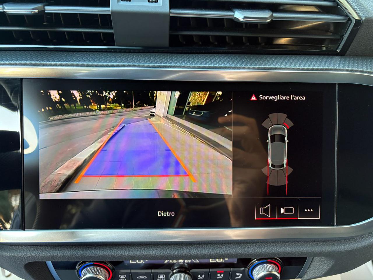 AUDI Q3 SPB Sportback 35 TDI S tronic S line edition - 18