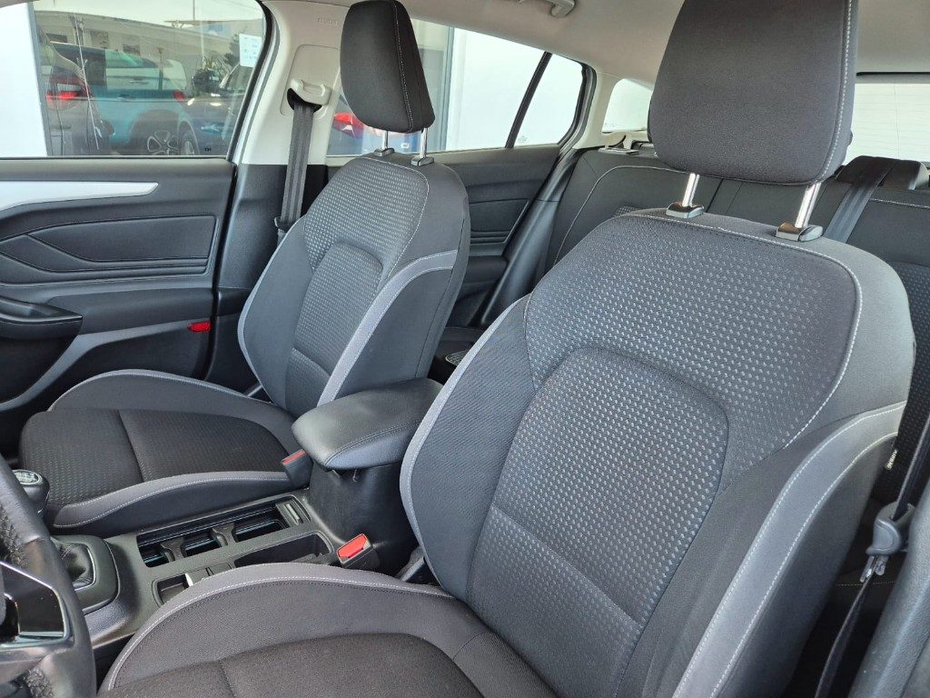 FORD Focus 1.5 EcoBlue 120 CV SW Business - 7