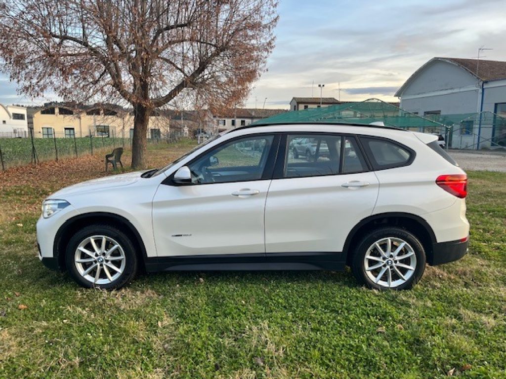 BMW X1 sDrive18d Advantage - 7