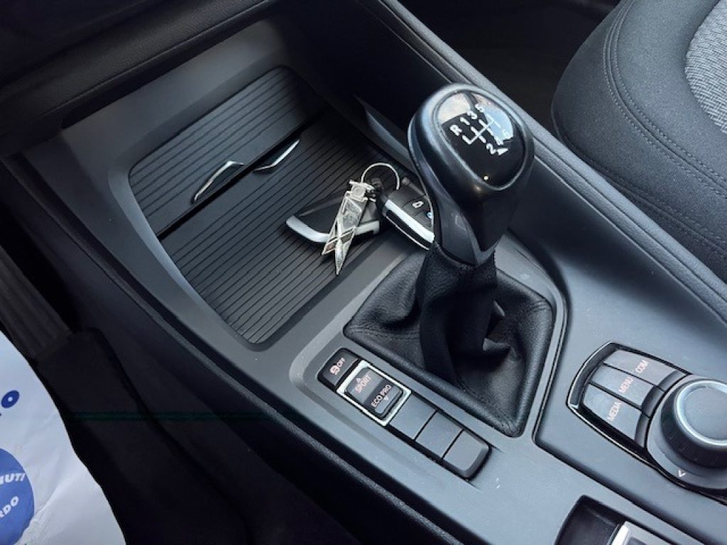 BMW X1 sDrive18d Advantage - 19