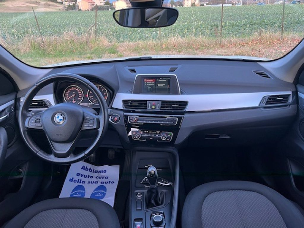 BMW X1 sDrive18d Advantage - 23