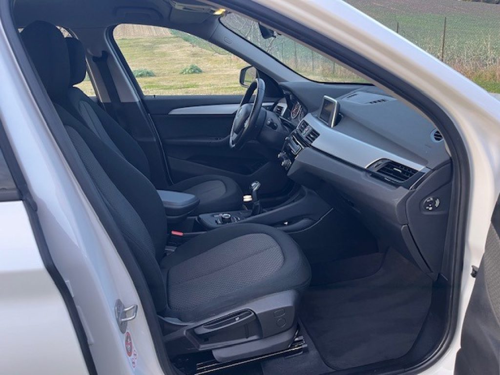 BMW X1 sDrive18d Advantage - 25