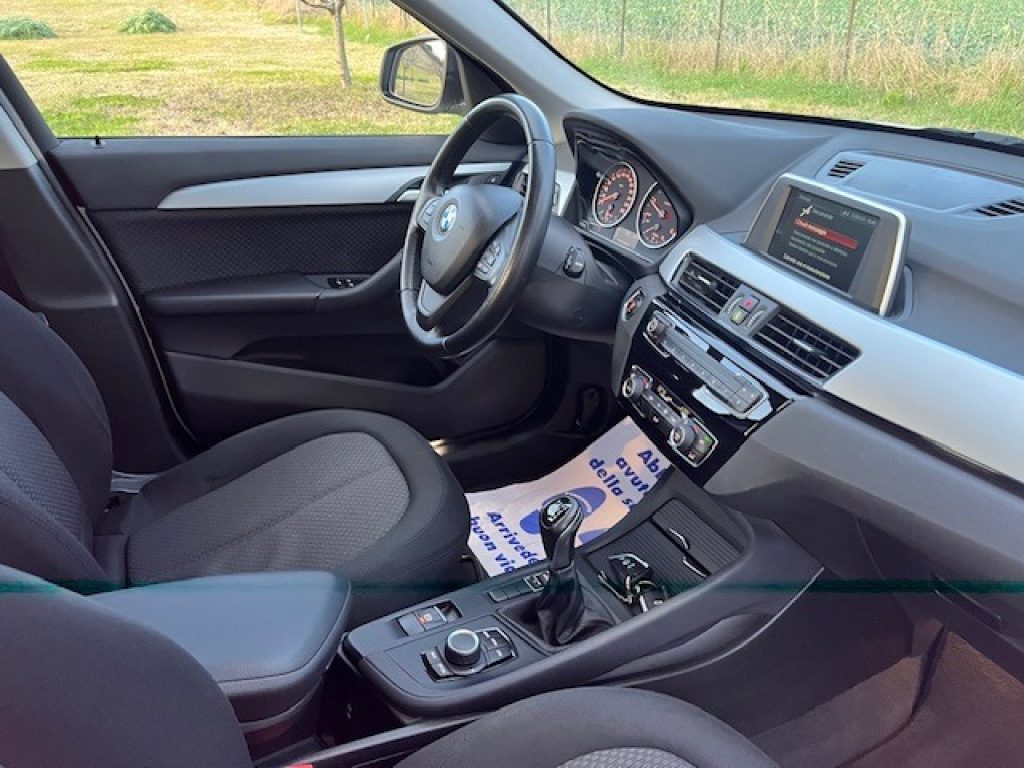 BMW X1 sDrive18d Advantage - 27