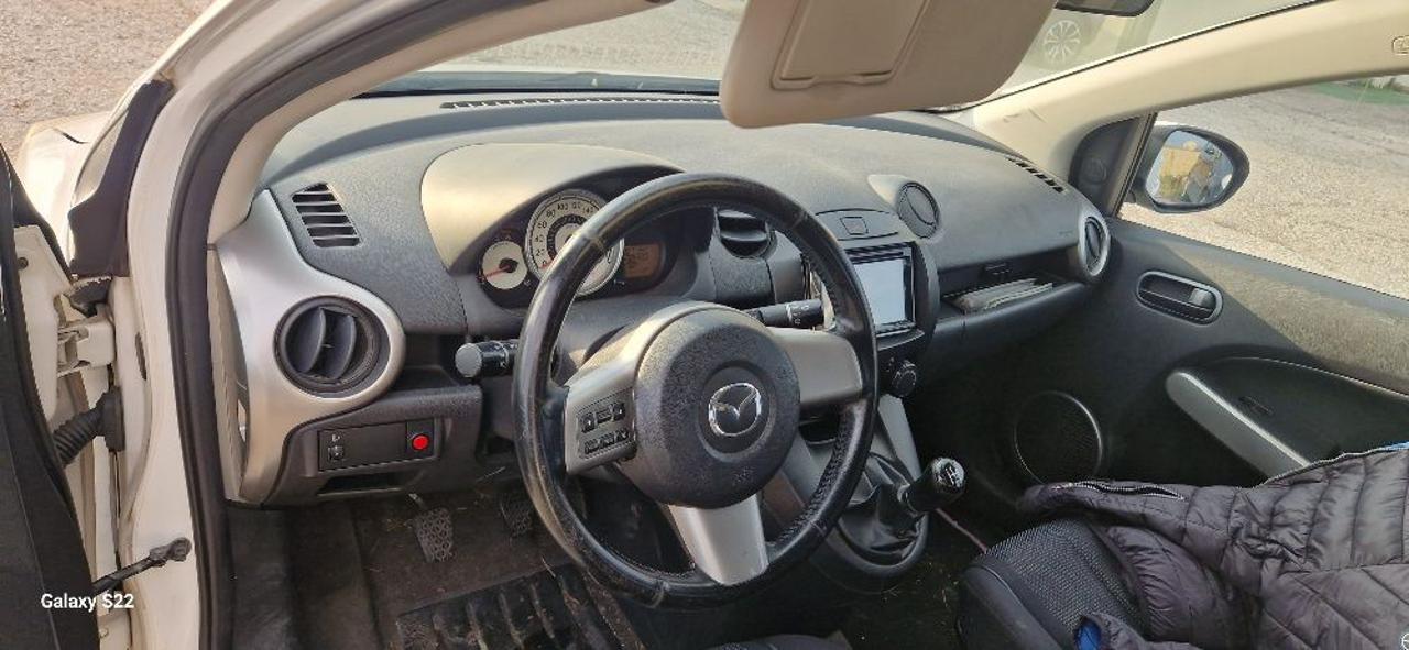 MAZDA 2 1.4L TD 68CV 5p. Play ok neopatentati - 5