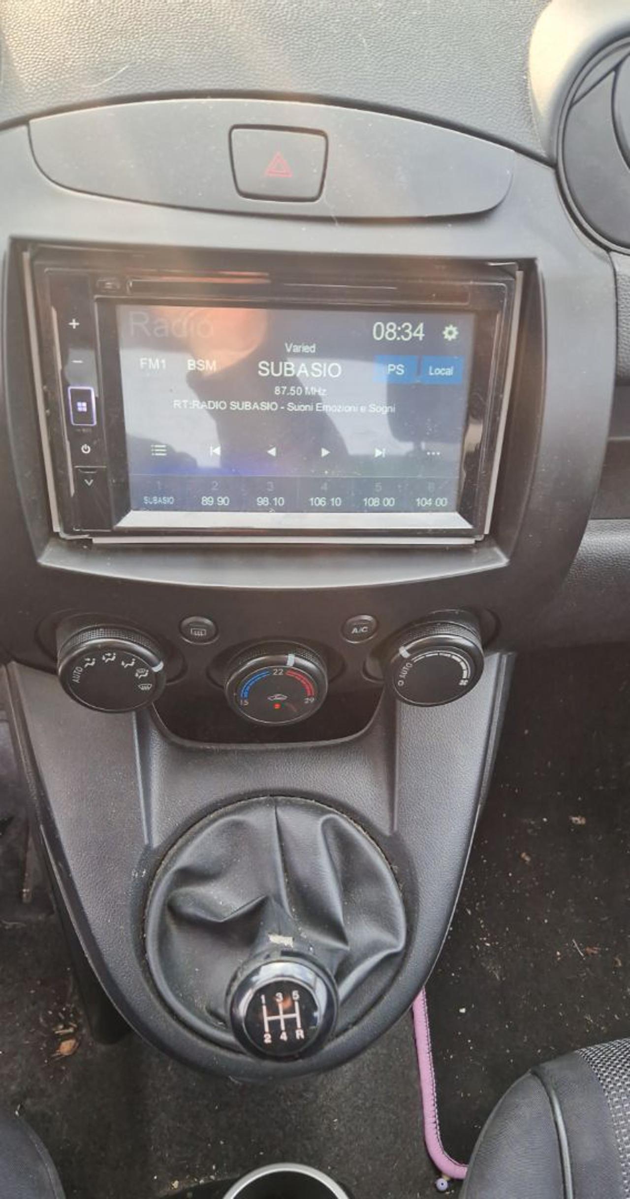 MAZDA 2 1.4L TD 68CV 5p. Play ok neopatentati - 8