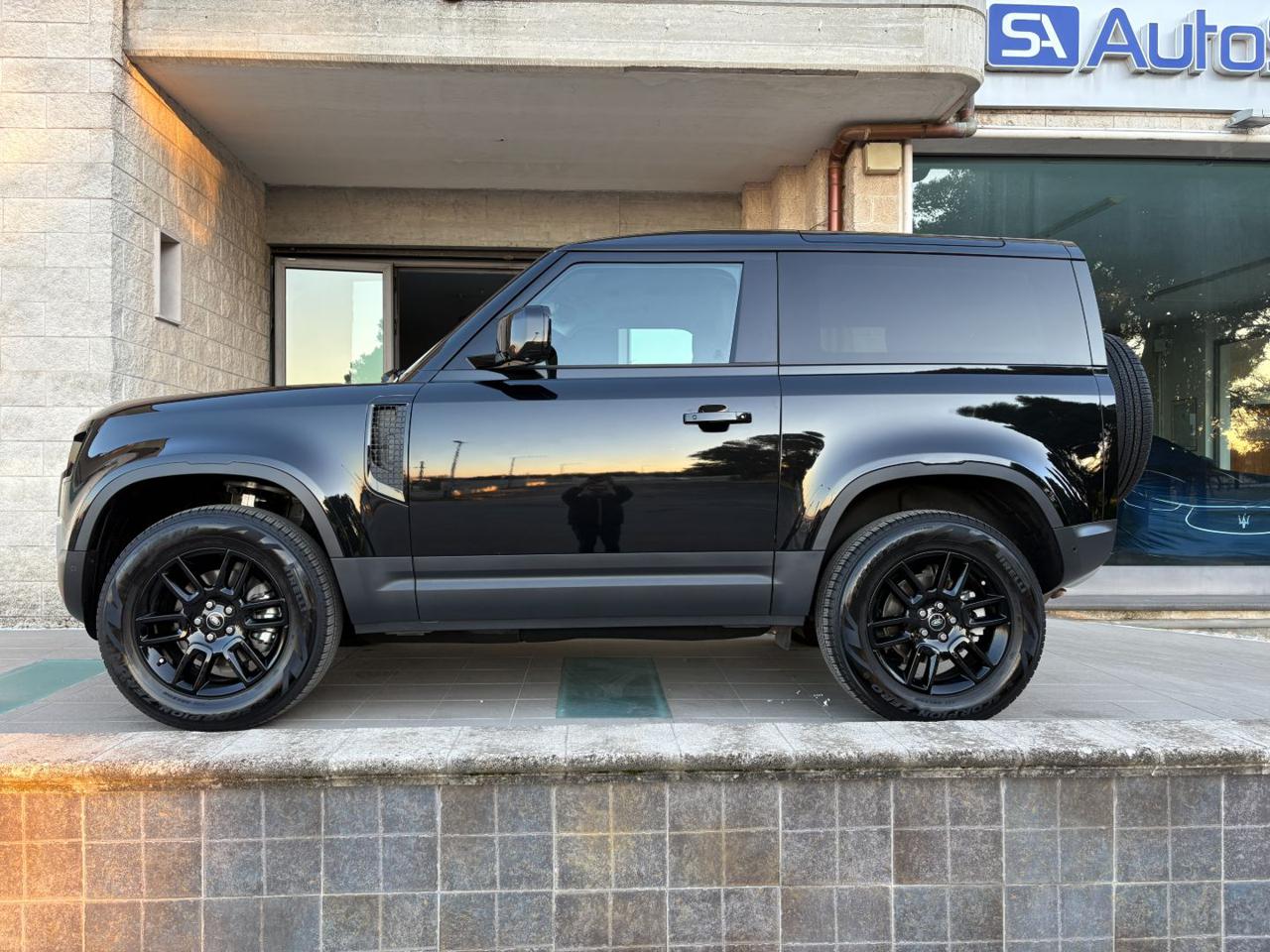 LAND ROVER Defender 90 3.0D I6 200 CV AWD Auto S. - 8