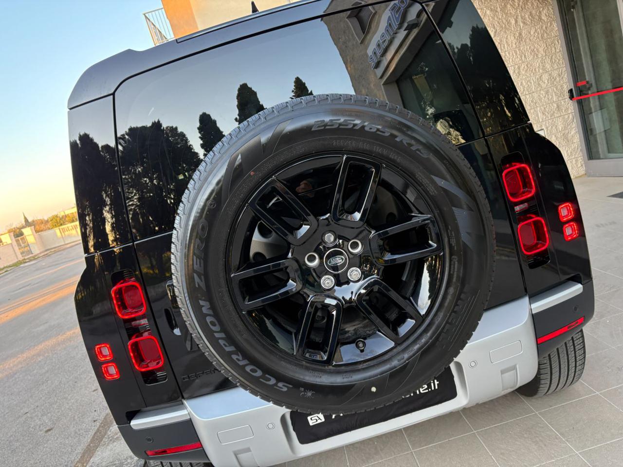 LAND ROVER Defender 90 3.0D I6 200 CV AWD Auto S. - 45