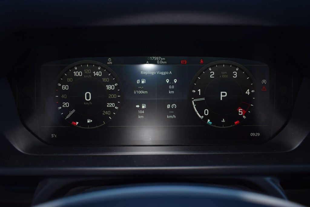 LAND ROVER Defender Defender 90 3.0D I6 250 CV AWD Auto X-Dynamic SE I - 24