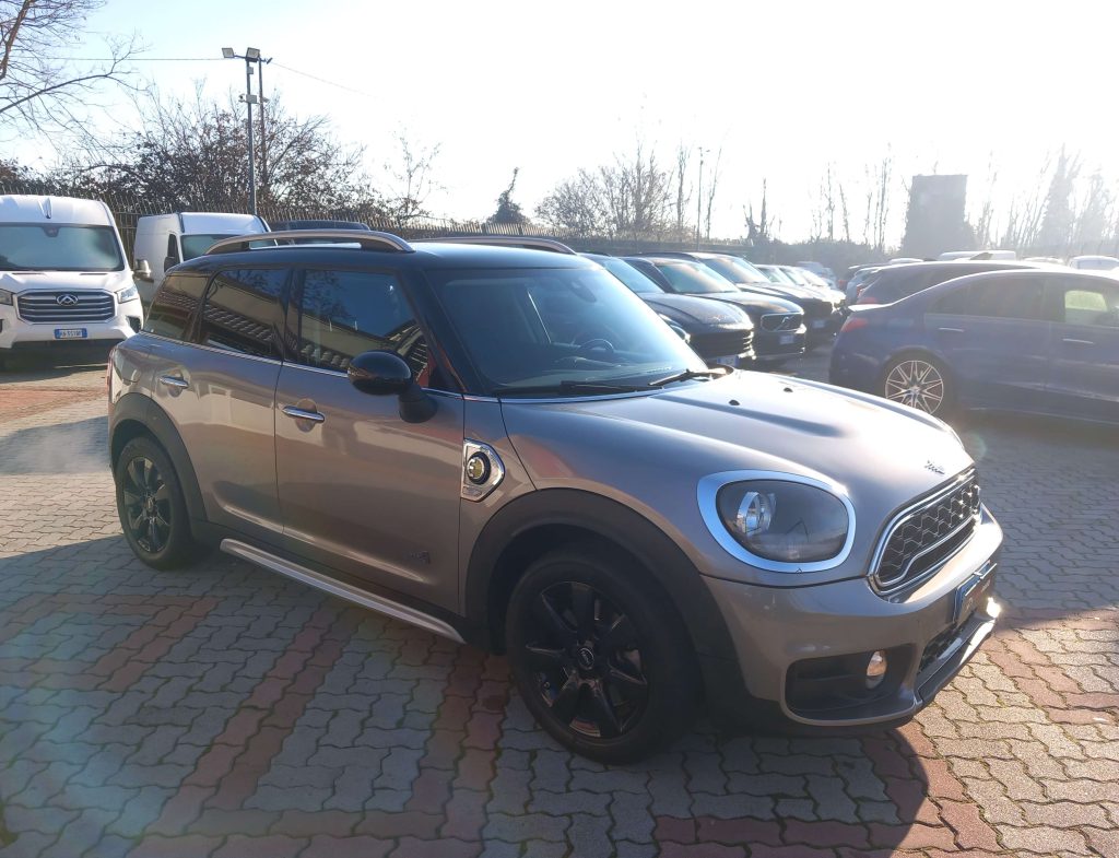 MINI Cooper SE Countryman 1.5 Hype all4 auto - 3