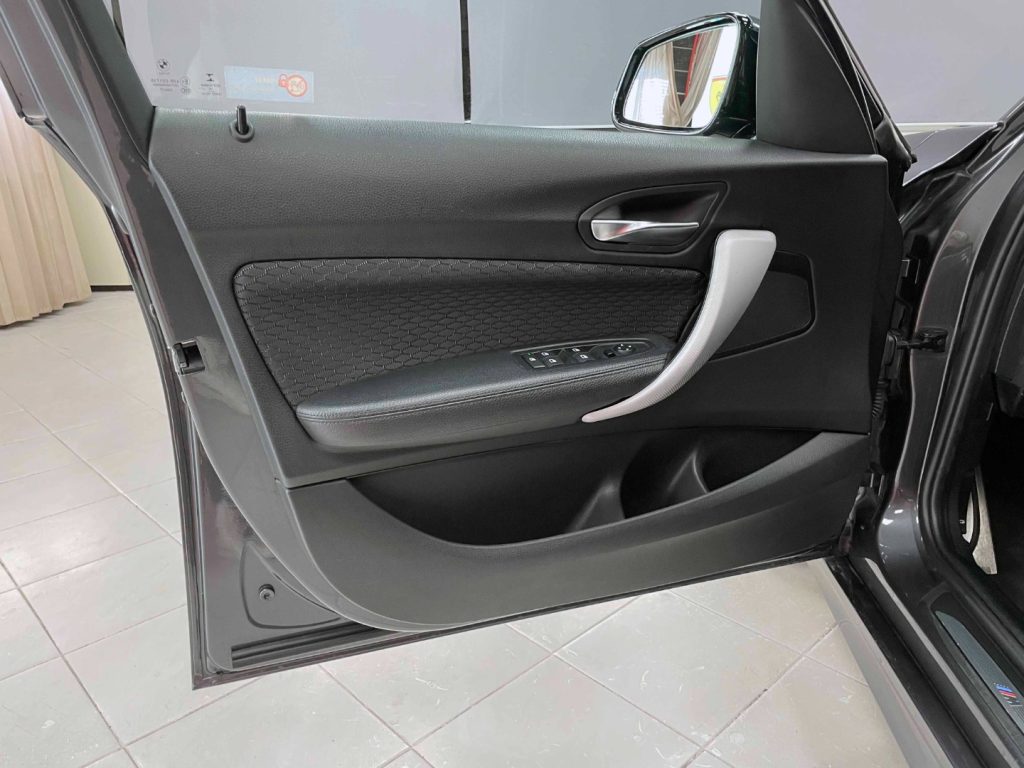 BMW 118 118D M-SPORT 5P - 15