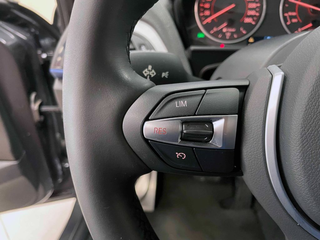 BMW 118 118D M-SPORT 5P - 43