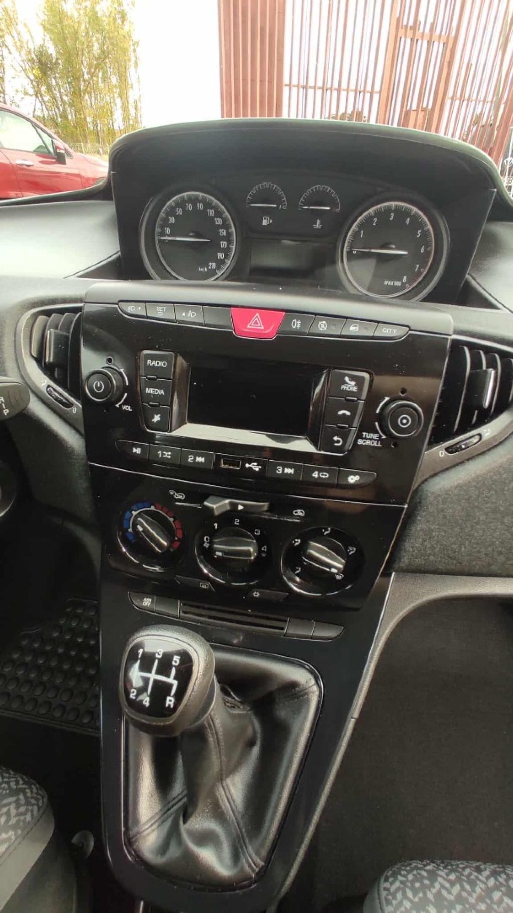 LANCIA Ypsilon 1.2 69 CV 5 porte S&S Elefantino Blu - 12