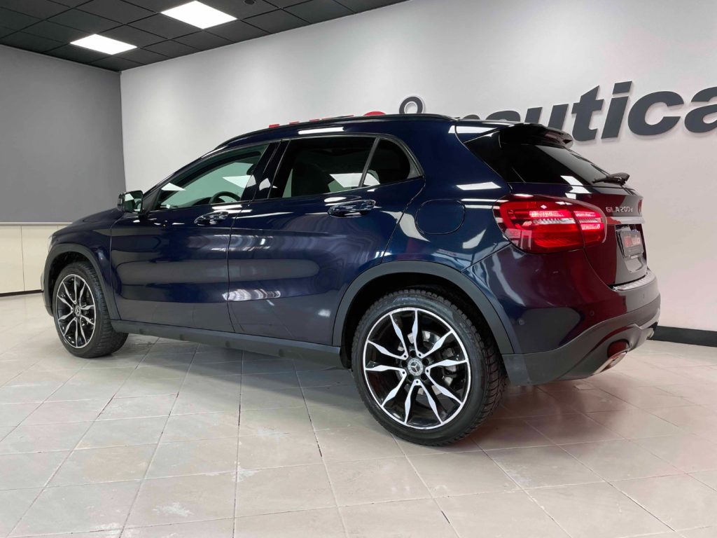 MERCEDES-BENZ GLA 200 D SPORT AUTO - 7