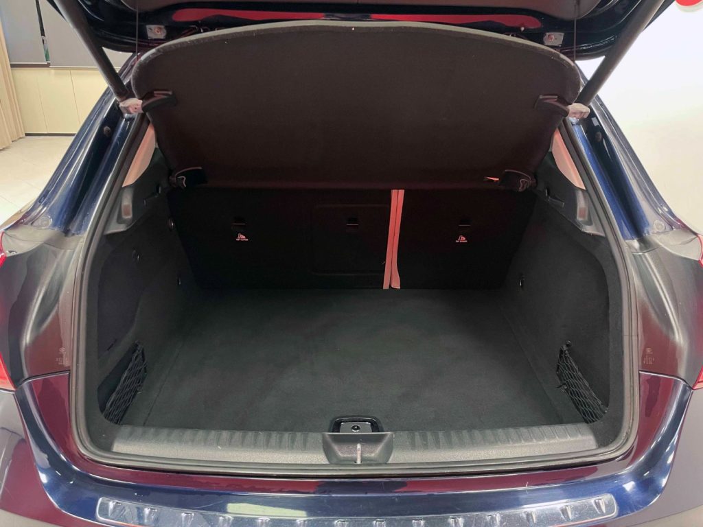 MERCEDES-BENZ GLA 200 D SPORT AUTO - 30