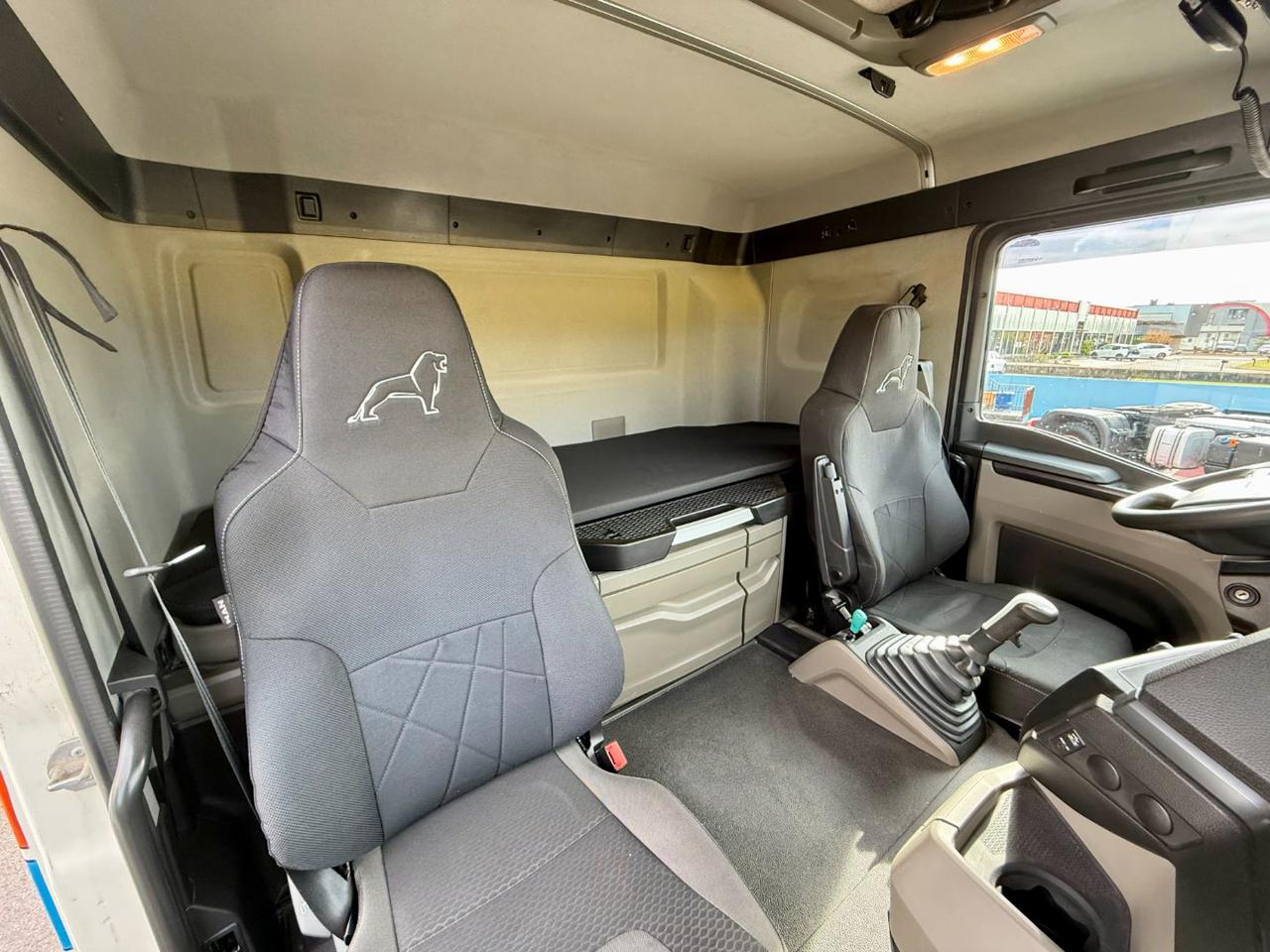 MAN TGS 18.510 4x4 - 14