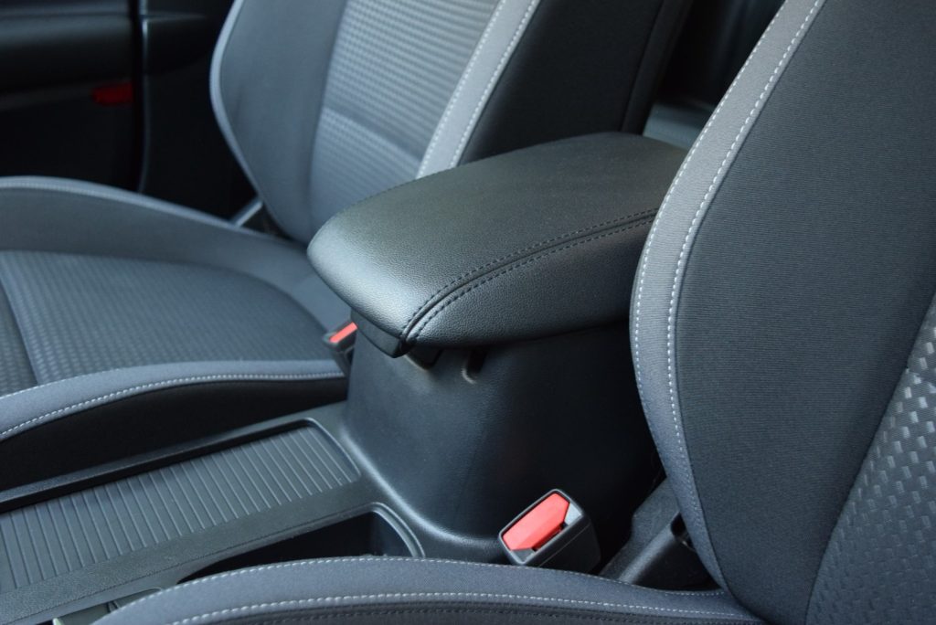 FORD Focus 1.0 EcoBoost 5pt Business 100 CV - 27