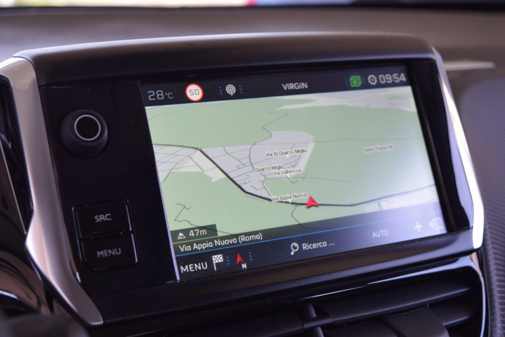 PEUGEOT 2008 1.2 PureTech Turbo Allure EAT6 S&S 131CV - 18