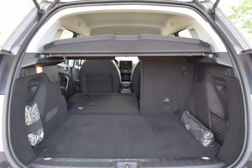 PEUGEOT 2008 1.2 PureTech Turbo Allure EAT6 S&S 131CV - 26