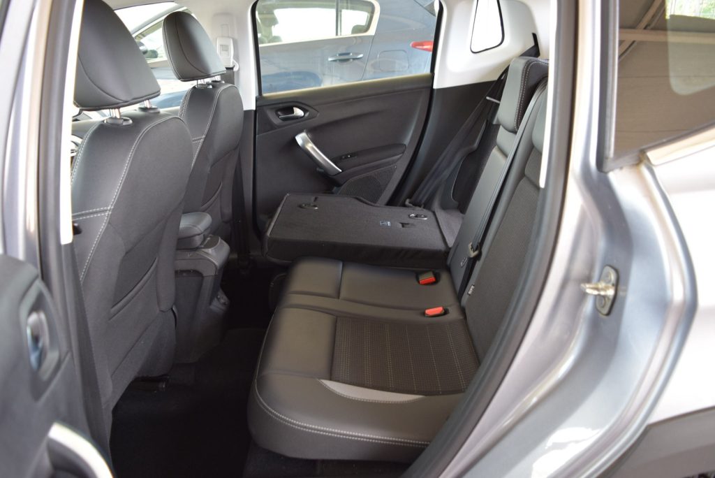 PEUGEOT 2008 1.2 PureTech Turbo Allure EAT6 S&S 131CV - 25