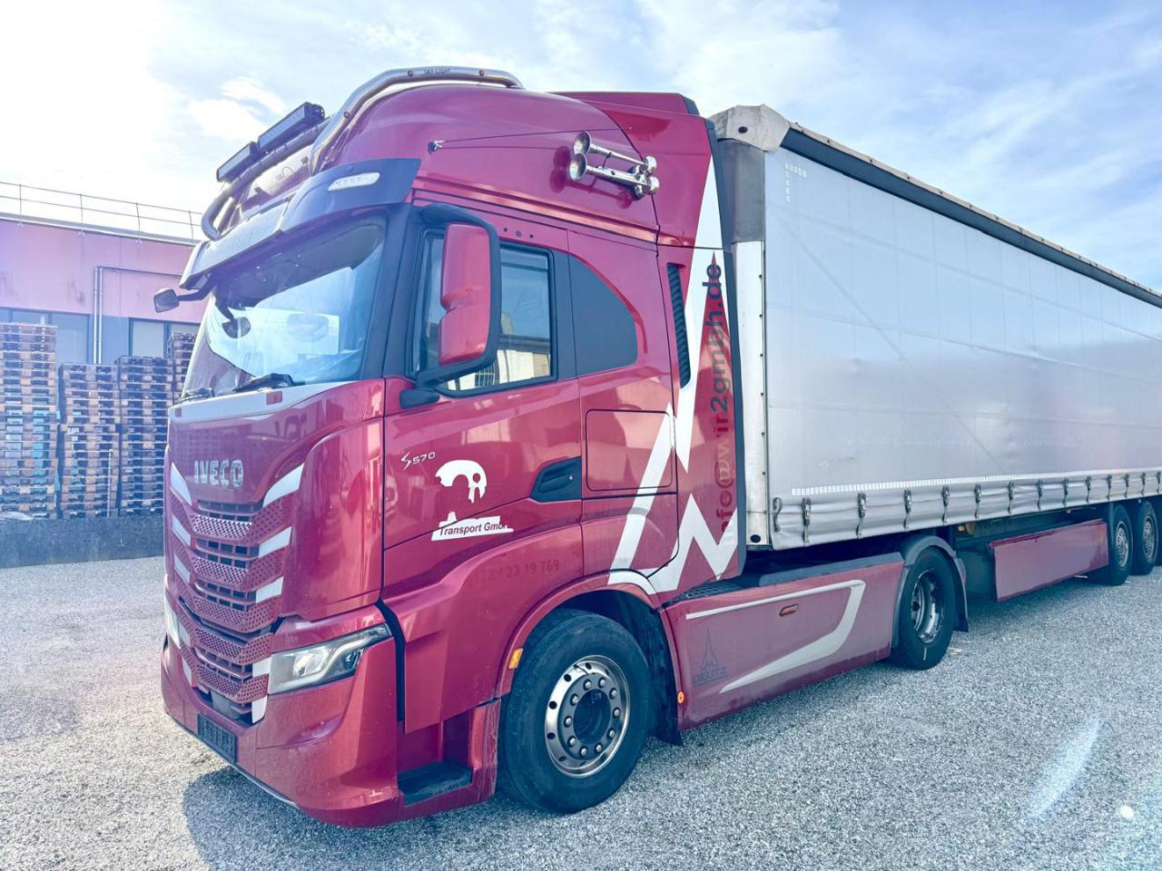 IVECO S-WAY 570 FULL AIR - 2