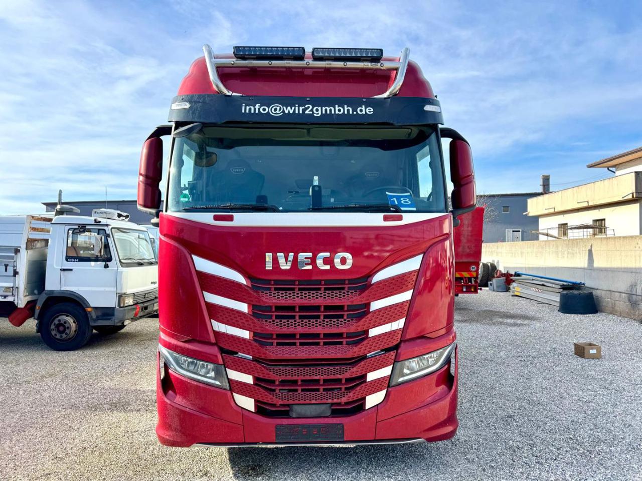 IVECO S-WAY 570 FULL AIR - 3