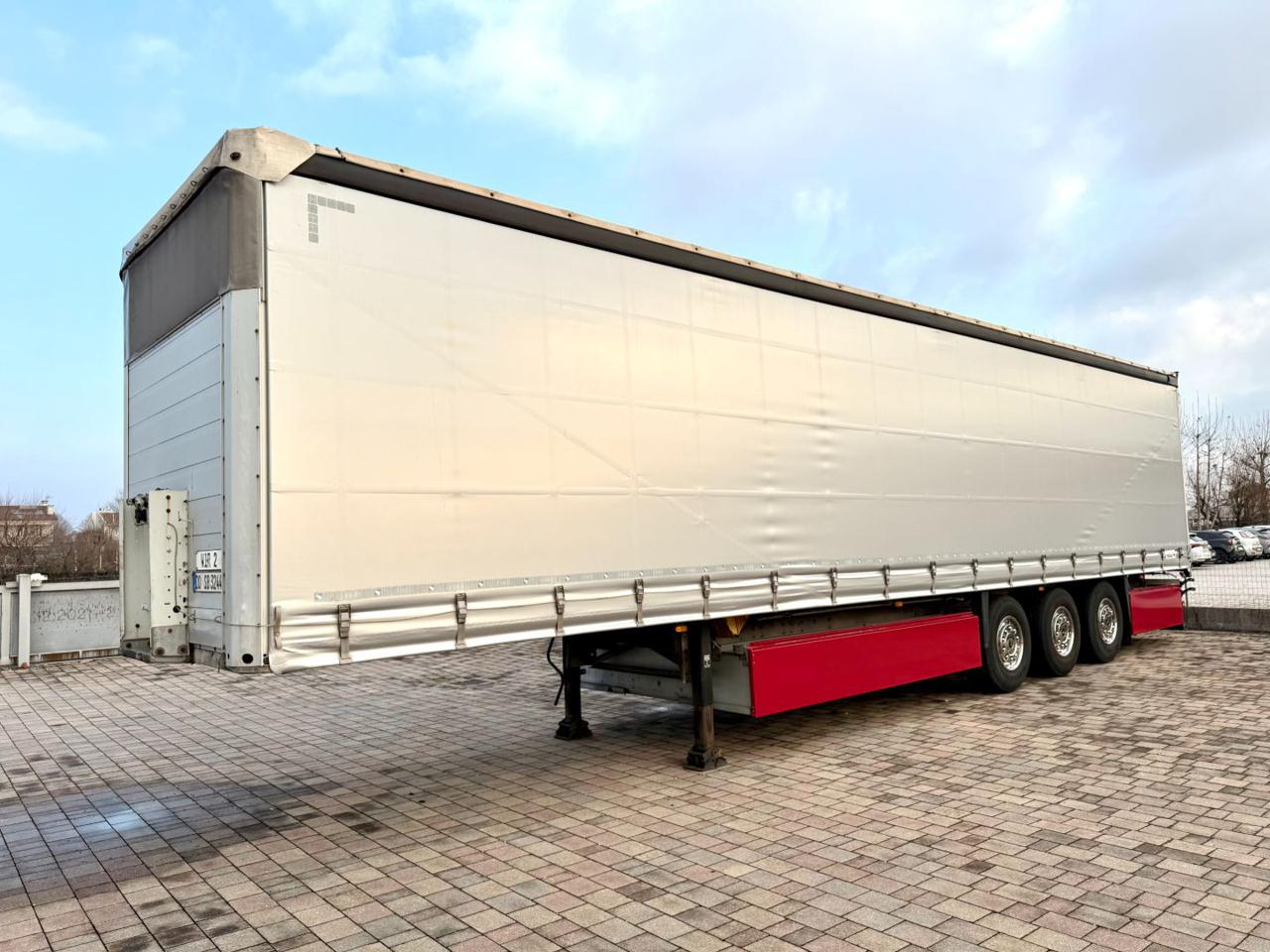 SCHMITZ CARGOBULL - 2