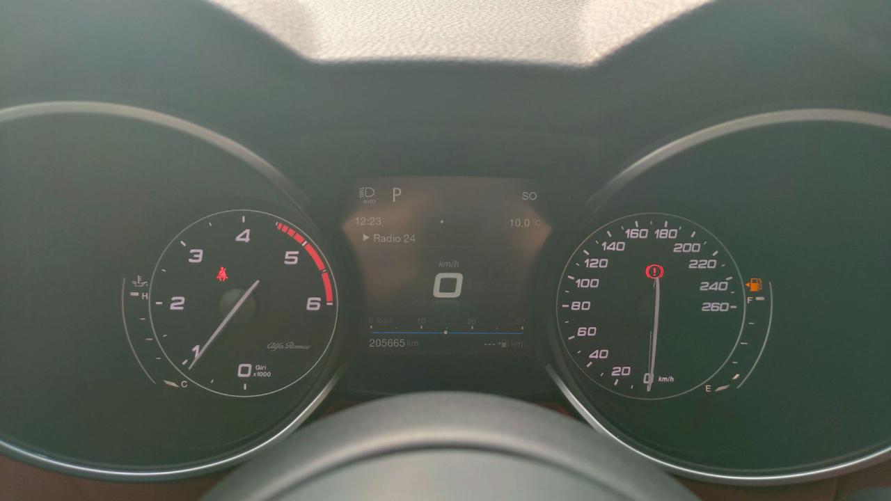 ALFA ROMEO Stelvio 2.2 Turbodiesel 210 CV AT8 Q4 Executive - 17