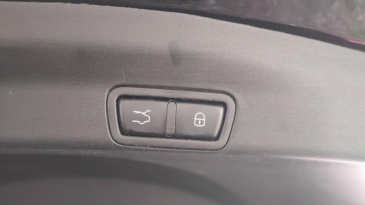 ALFA ROMEO Stelvio 2.2 Turbodiesel 210 CV AT8 Q4 Executive - 14