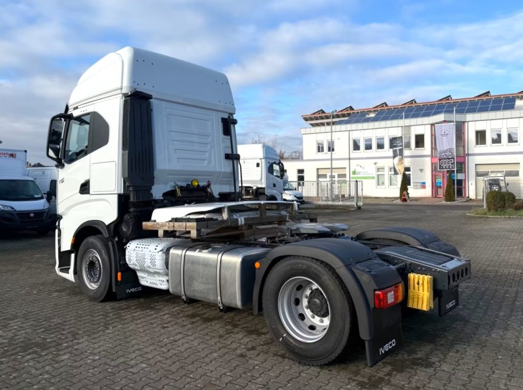 IVECO S-WAY 500 T/P EU6 Km 0 INTARDER FULL OPTIONAL - 5