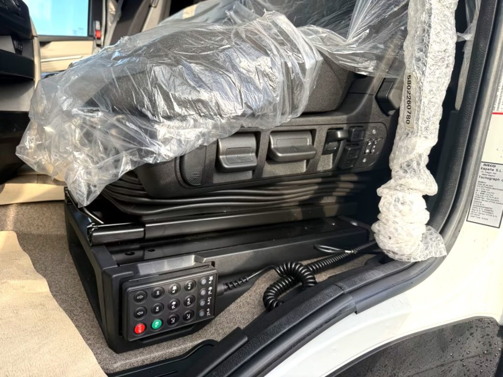 IVECO S-WAY 500 T/P EU6 Km 0 INTARDER FULL OPTIONAL - 18