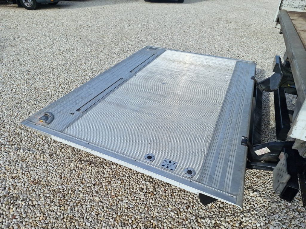 IVECO EUROCARGO 140E28 P EU6 CENTINA 7,30 + SPONDA - 19