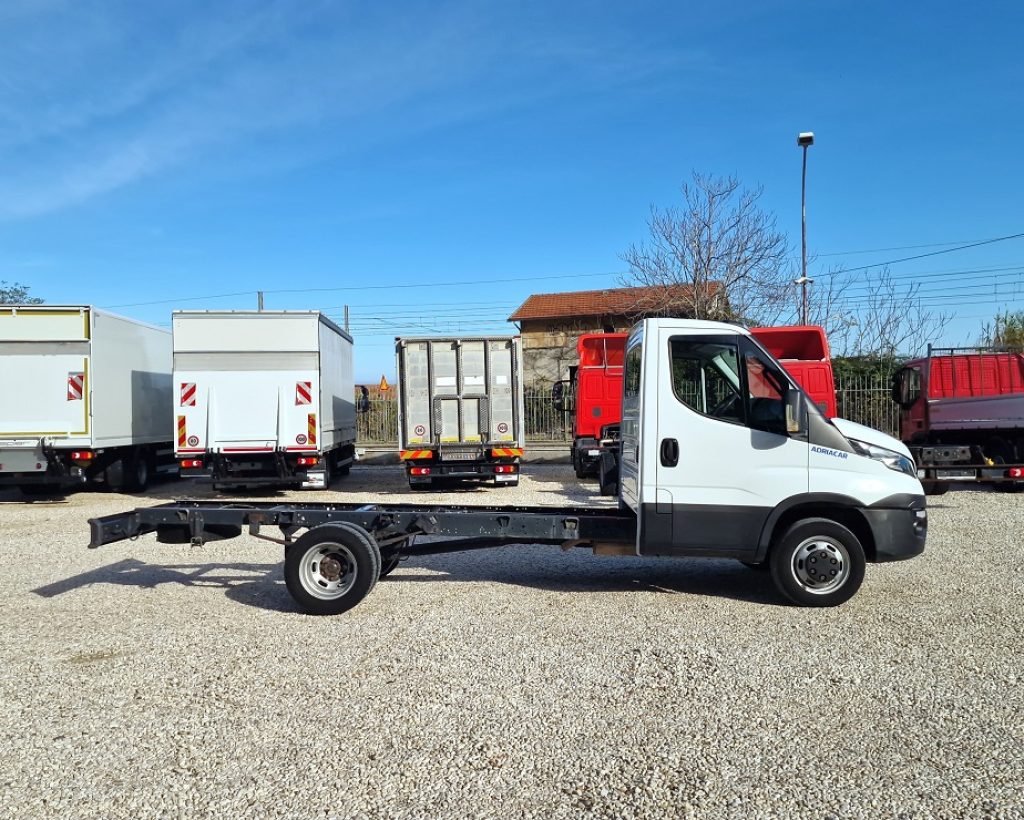 IVECO DAILY  35C15 EURO 5 Motore 3.0 TELAIO 3750 mm - 4
