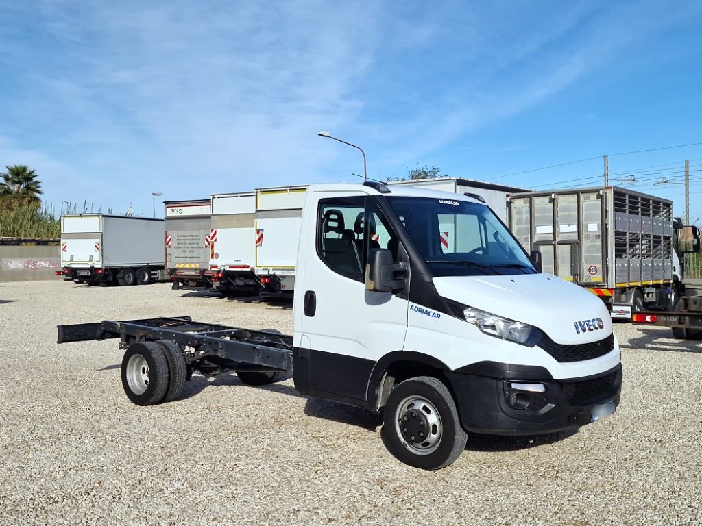 IVECO DAILY  35C15 EURO 5 Motore 3.0 TELAIO 3750 mm - 16