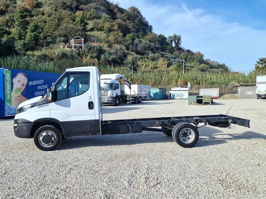 IVECO DAILY  35C15 EURO 5 Motore 3.0 TELAIO 3750 mm - 17