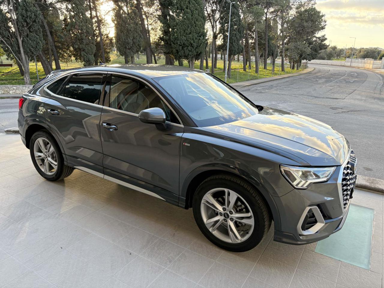 AUDI Q3 SPB Sportback 35 TDI S tronic S line edition - 3