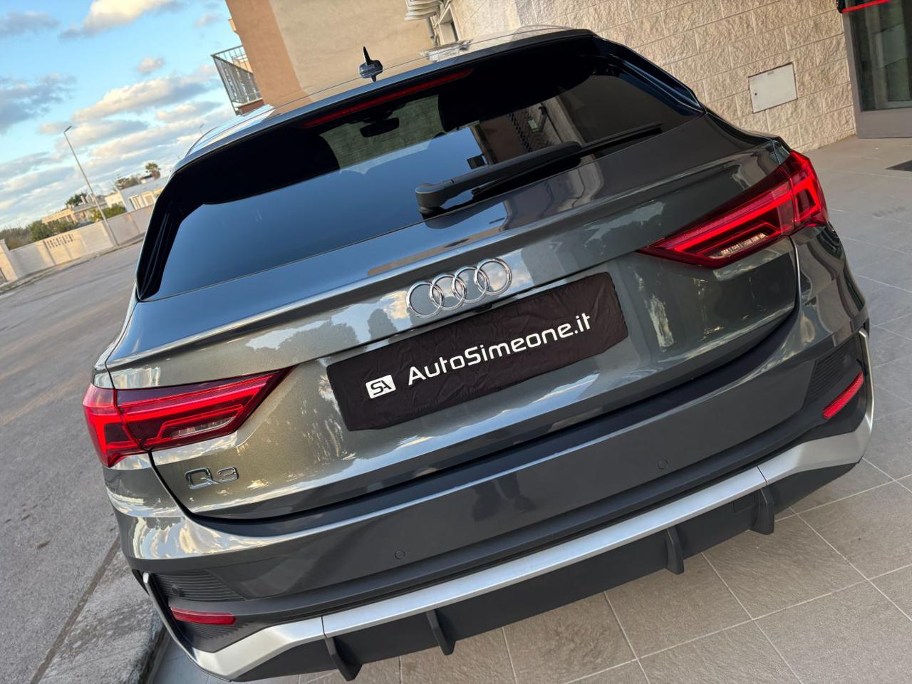 AUDI Q3 SPB Sportback 35 TDI S tronic S line edition - 28