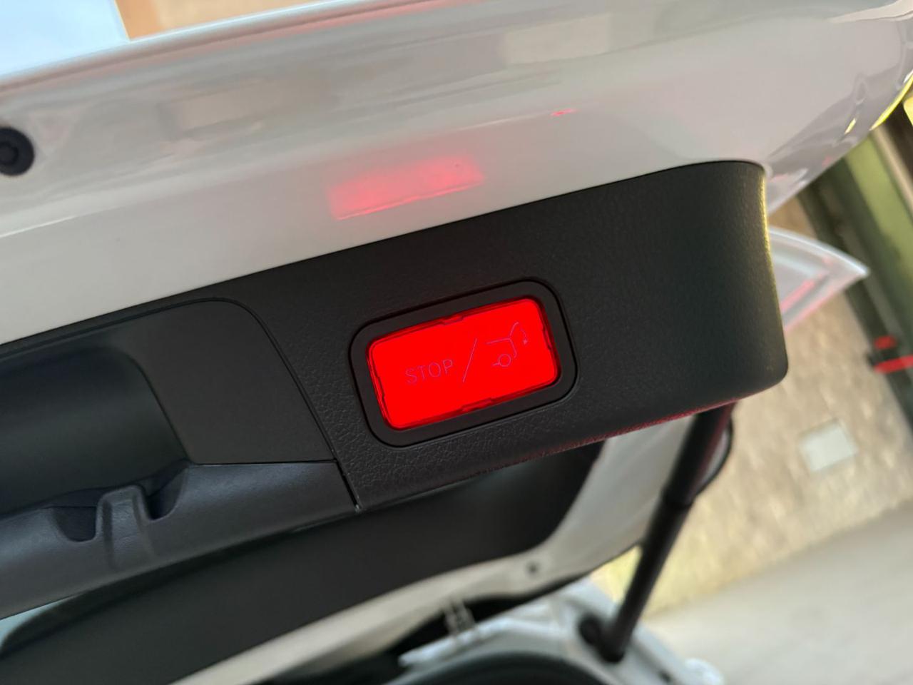 MERCEDES-BENZ GLB 200 d Automatic 4Matic Sport Plus TETTO APR/PAN - 22