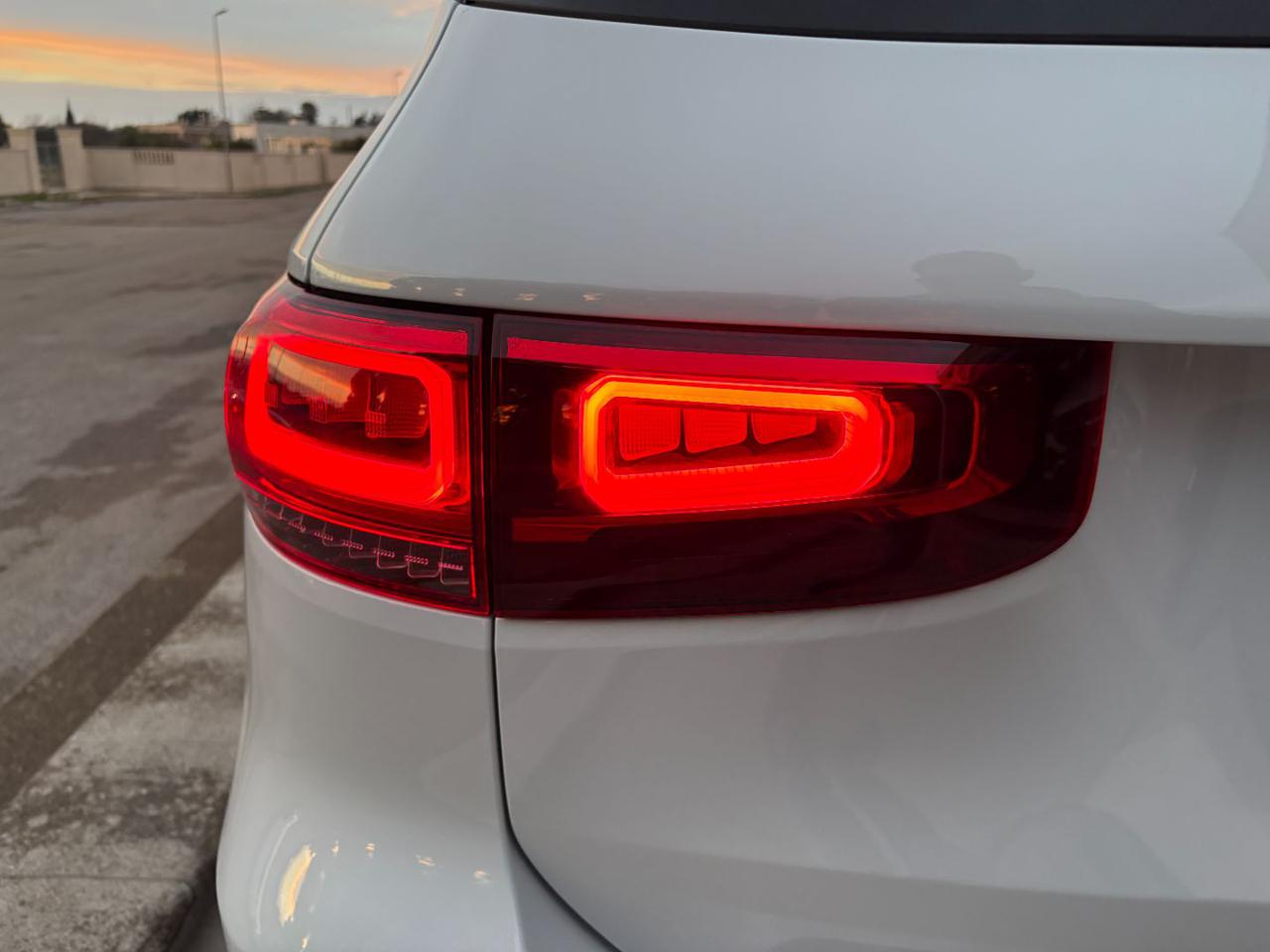 MERCEDES-BENZ GLB 200 d Automatic 4Matic Sport Plus TETTO APR/PAN - 48