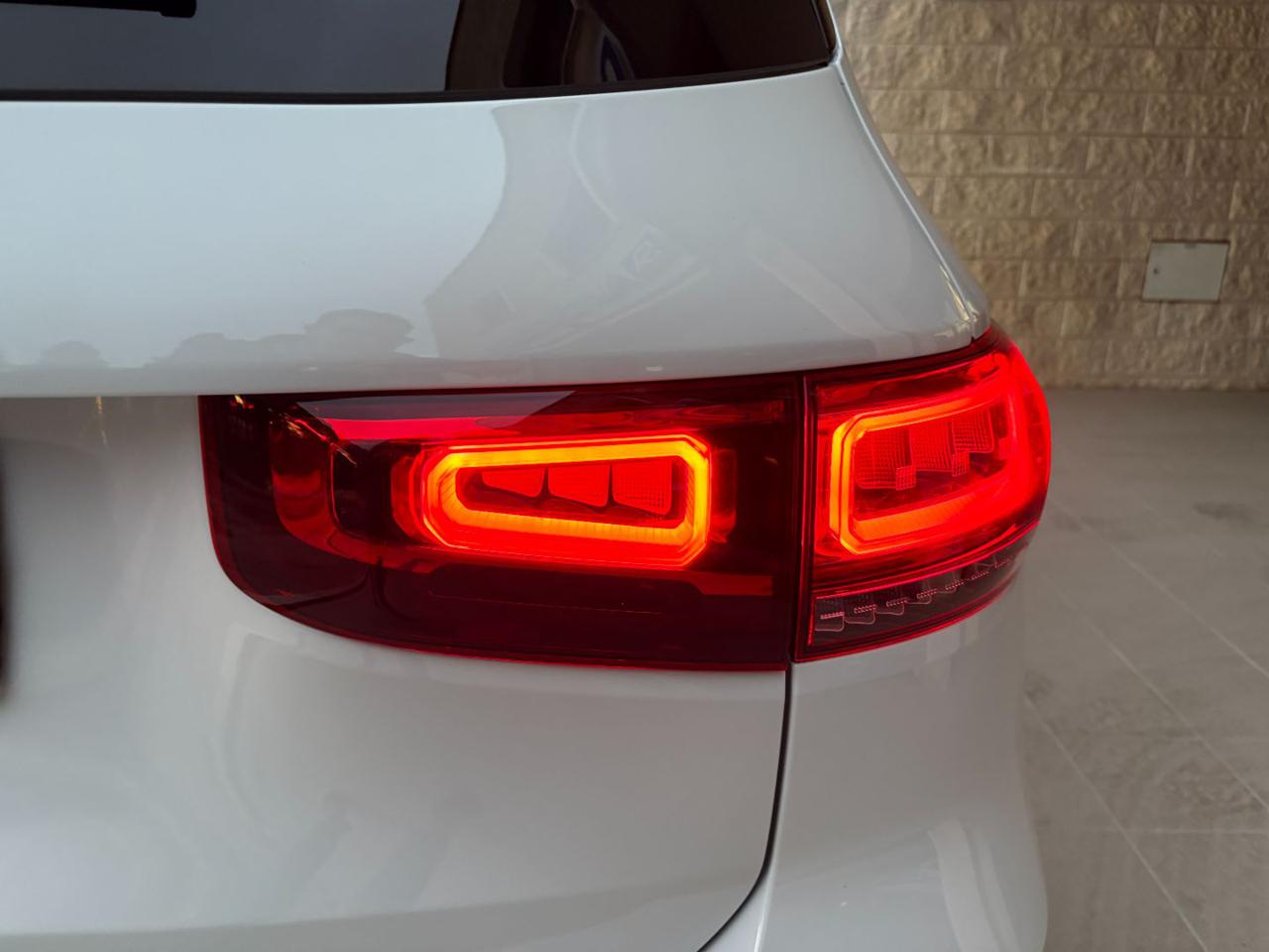 MERCEDES-BENZ GLB 200 d Automatic 4Matic Sport Plus TETTO APR/PAN - 47